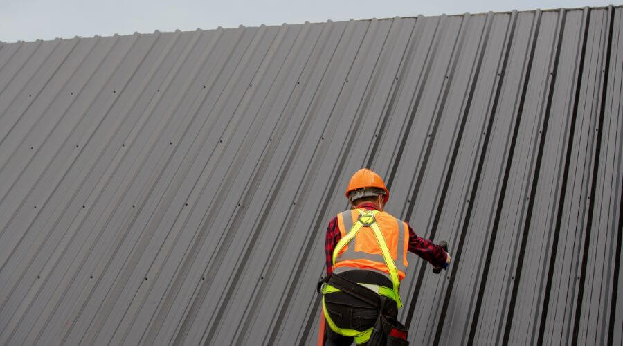 Professional New roof installation in Harcourt, IA